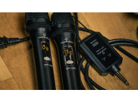 Sistema sem fios compacto UHF duplo 2x16 canais - 606-613,5 MHz Sistema sem fios compacto UHF duplo 2x16 canais - 606-613,5 MHz